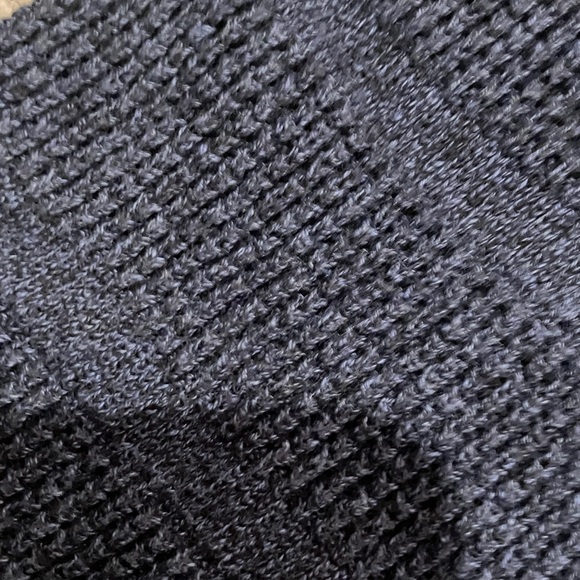 Cat & Jack Boys Navy Crewneck Sweater – Size Small (6/7) - Picture 4 of 9